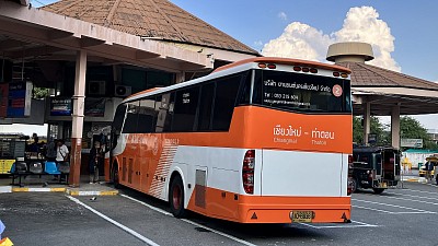 Bus : Chiang Mai - Thaton