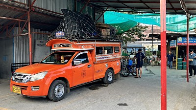 Truck : Chiang Mai - Fang